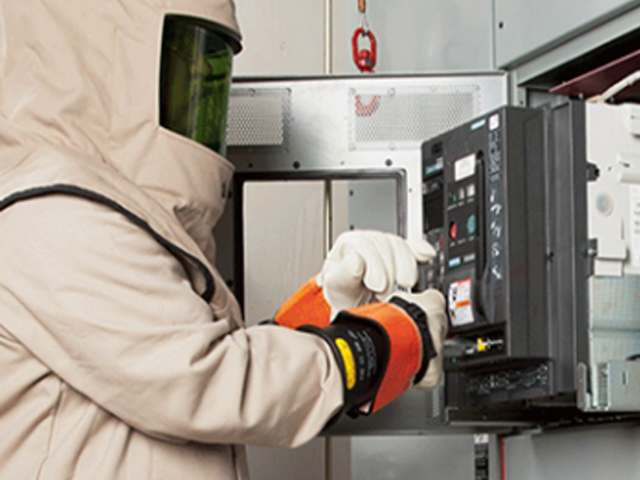 A new approach to mitigate arc flash events in power generation facilities
